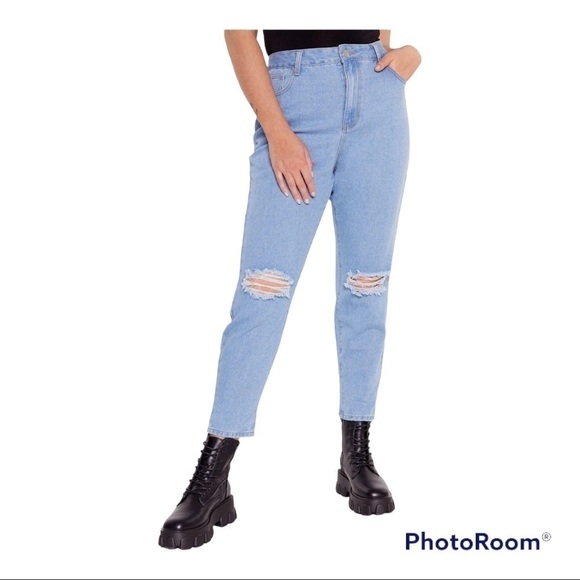 Nasty Gal Mom's The Word Plus High-Waisted Jeans Ripped Knee Size 20 - Picture 5 of 14
